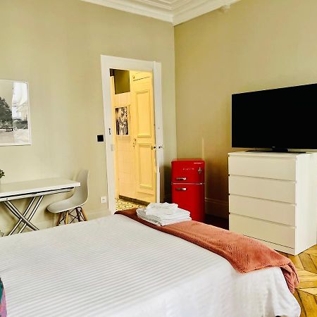 Luxury Place In Le Marais - Central Париж Екстериор снимка